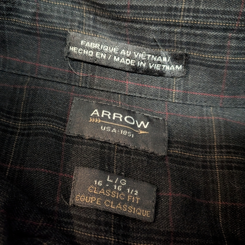 Arrow Men's Black Plaid Button-Down Shirt (L) - Picture 3 of 11